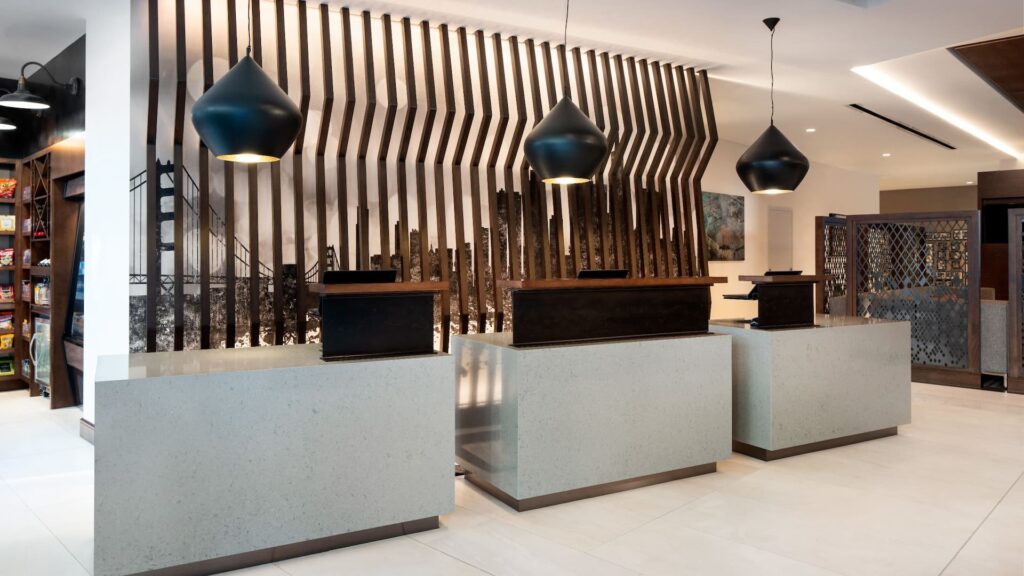 Hyatt-Place-San-Francisco-Downtown-P021-Lobby-Front-Desk.16x9